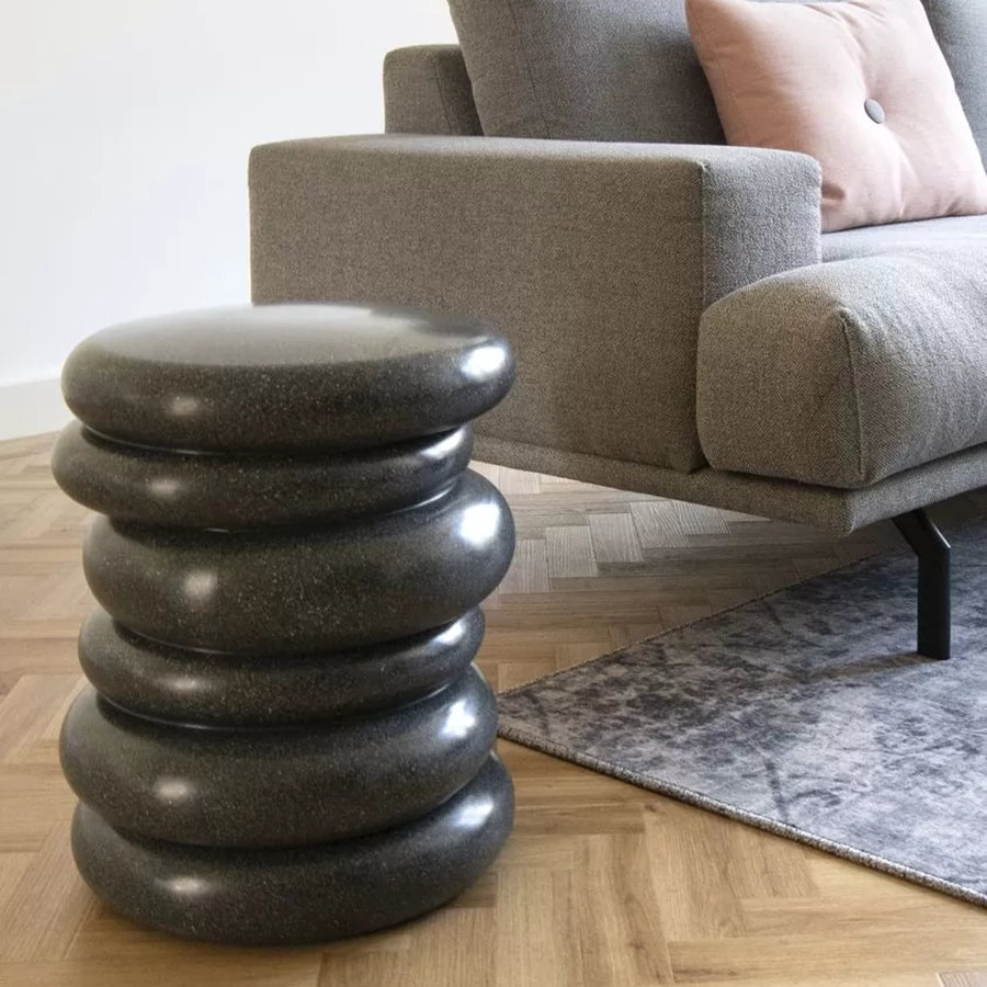 Wybelt Stool