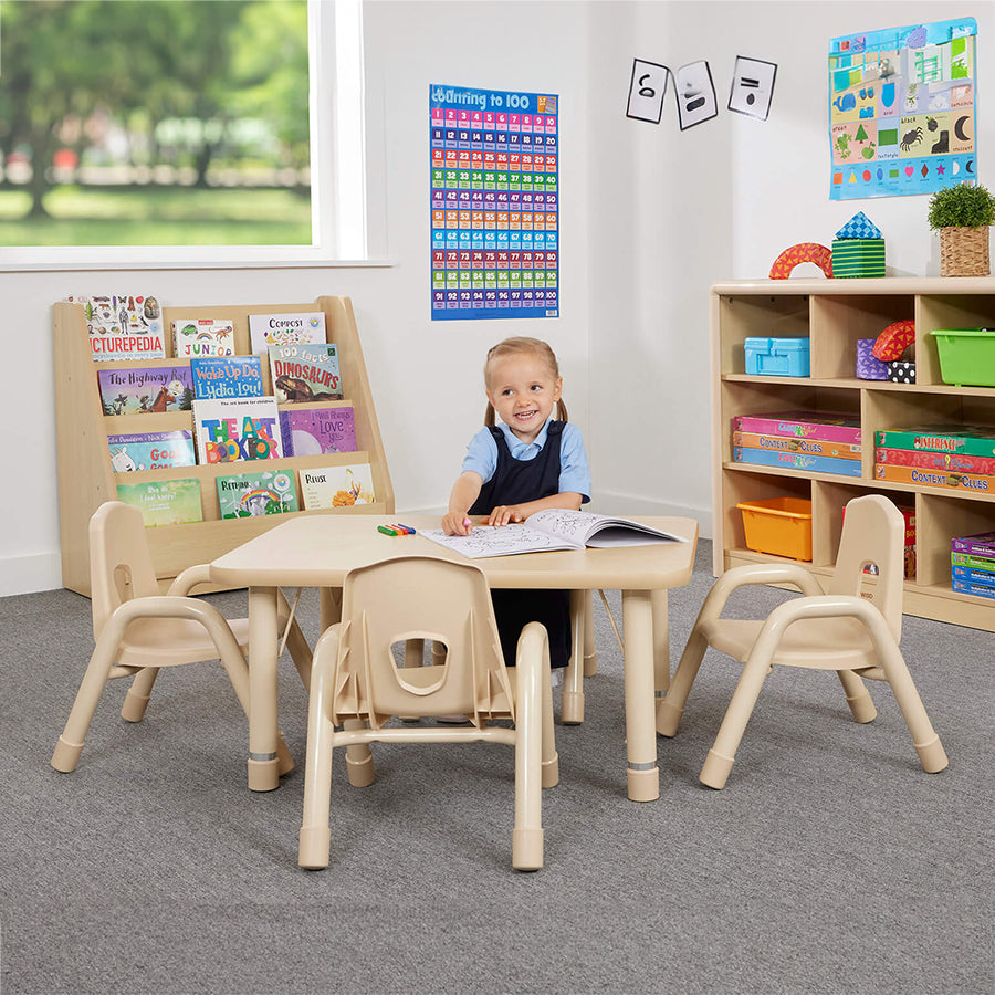 Elegant Tables Rectangular (4 or 6 seater)