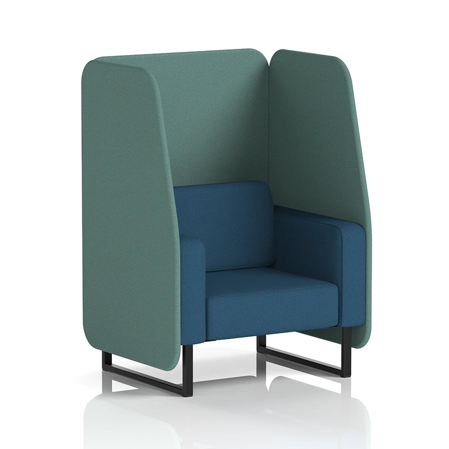 Brixworth Open Booth in Two Tone - 1 Seater