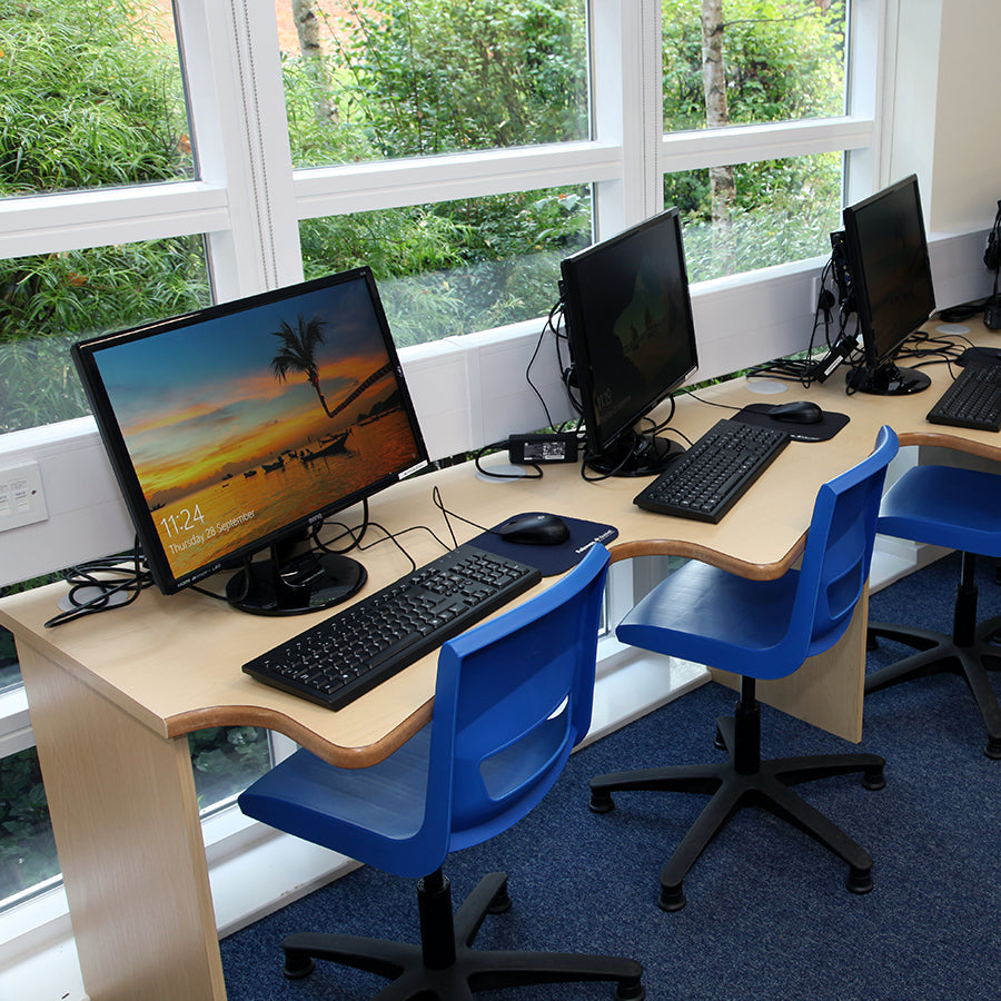 Postura+ Task Chair with Poly Base