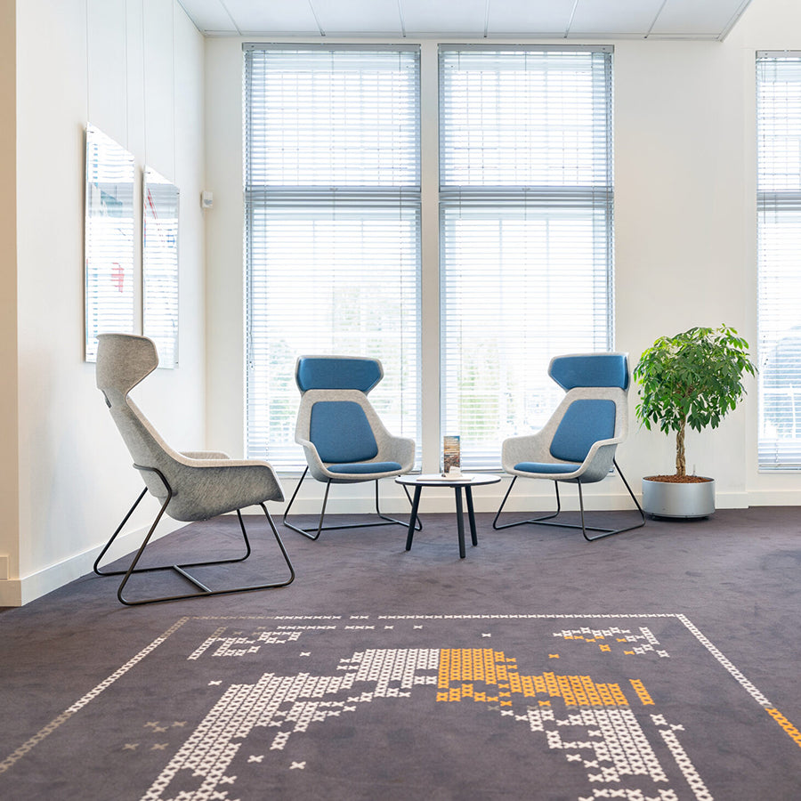 Felt Relax Skid Frame Chair
