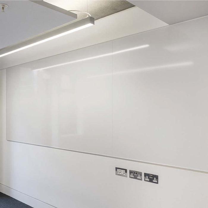 Unframed Magnetic Writing Wall