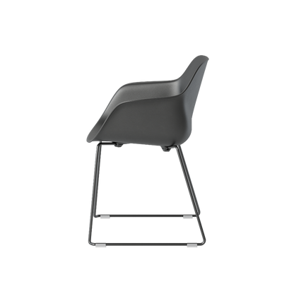 FourMe 88 bio-polypropylene skid frame chair