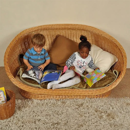 Cosy Wicker Reading Couch 13925-1