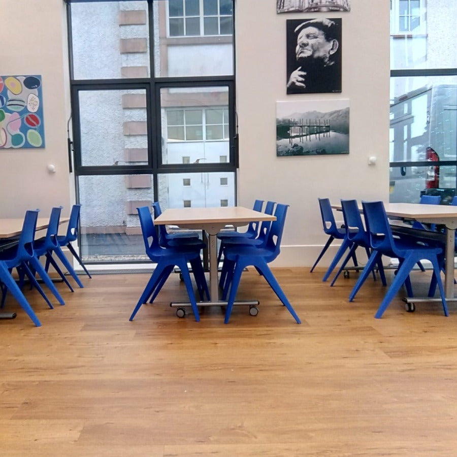 En One Chair - Classroom Pack
