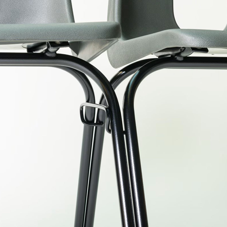 Series E Poly Chair with Linking Hook