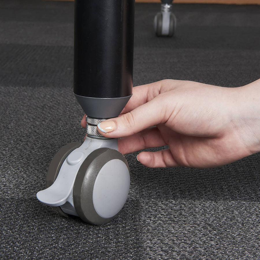 Four Konnect Deltoid Table