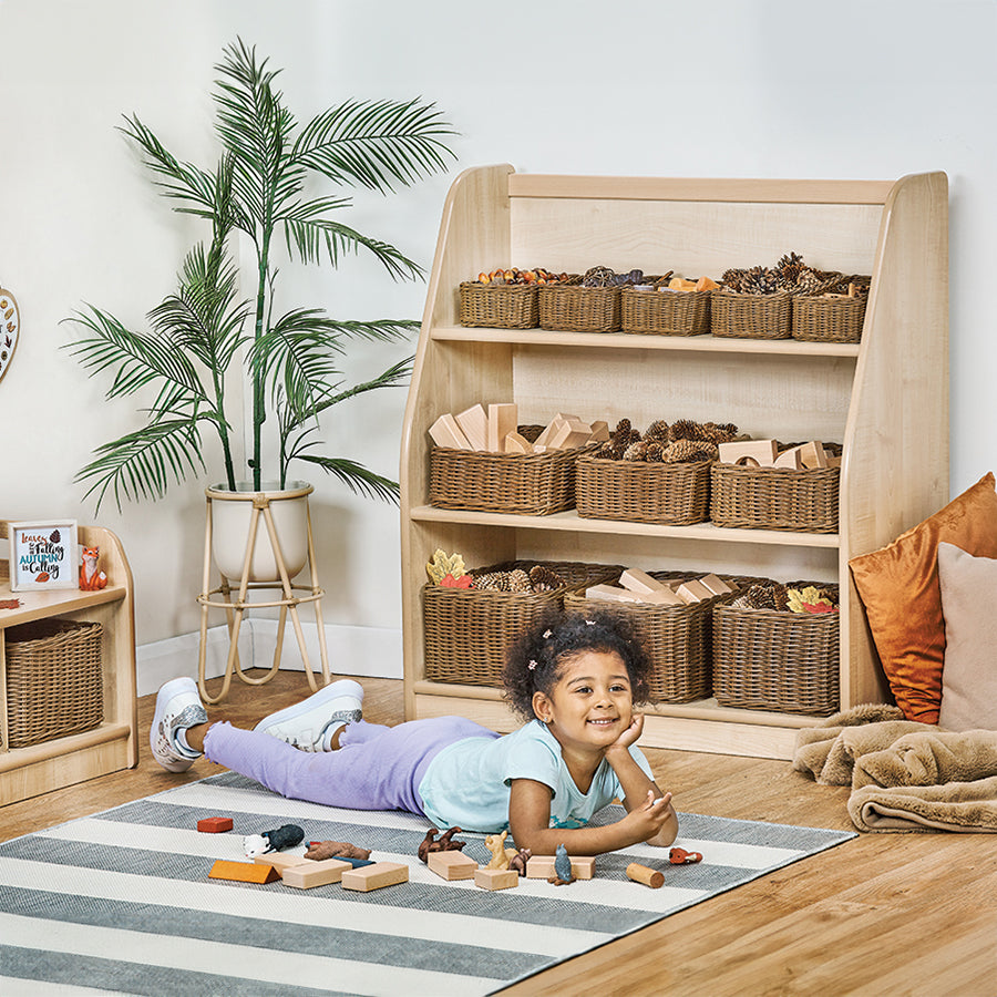 Medium Tiered Shelf Unit With Baskets