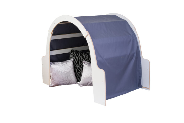 Solway Indoor Den With Canopy And Curtains