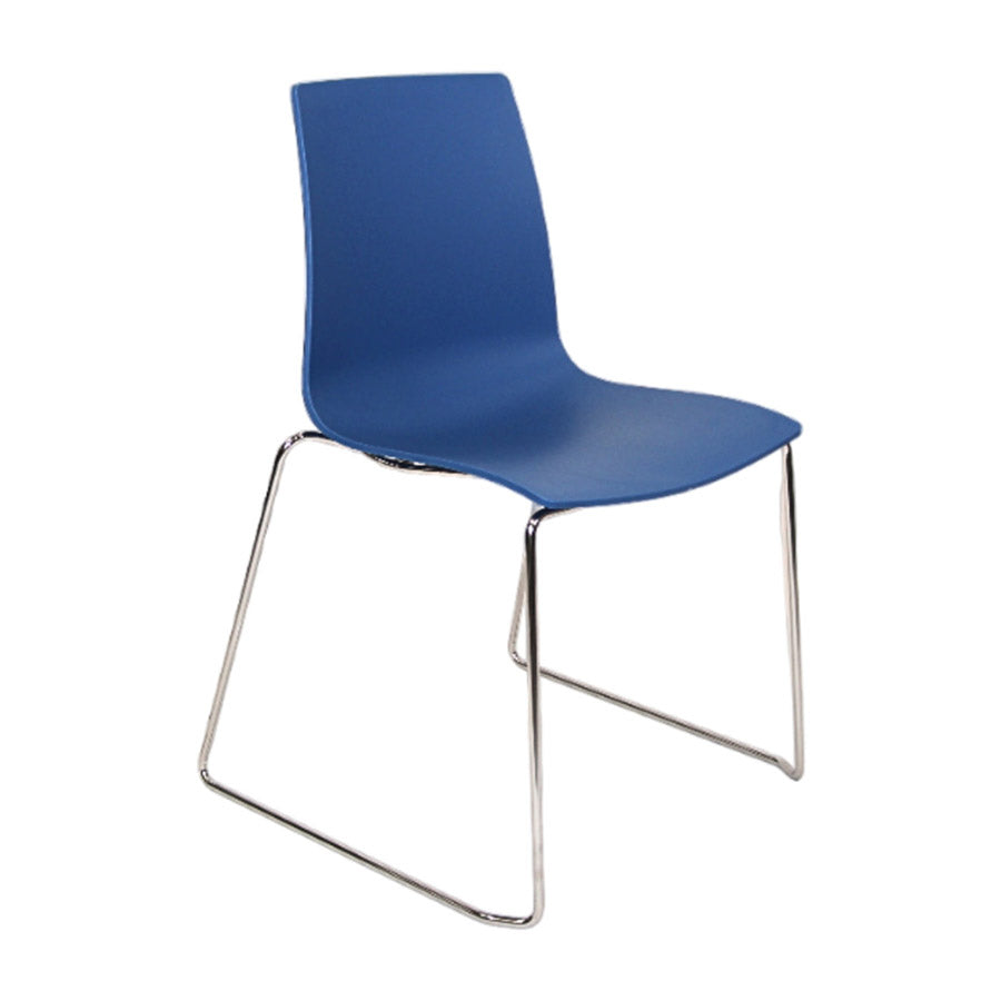 Stanza Side Chair