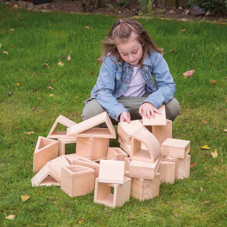 Outdoor Natural Hollow Blocks